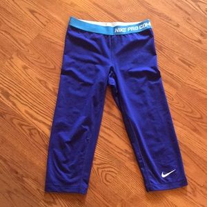 🌈WOMENS NIKE PRO COMBAT COMPRESSION CAPRI M